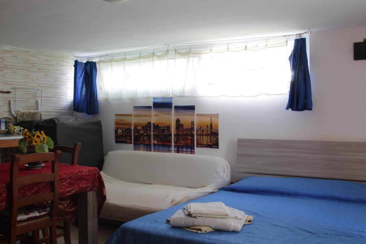 Villa Chiara Affitta Camere 카라라 외부 사진